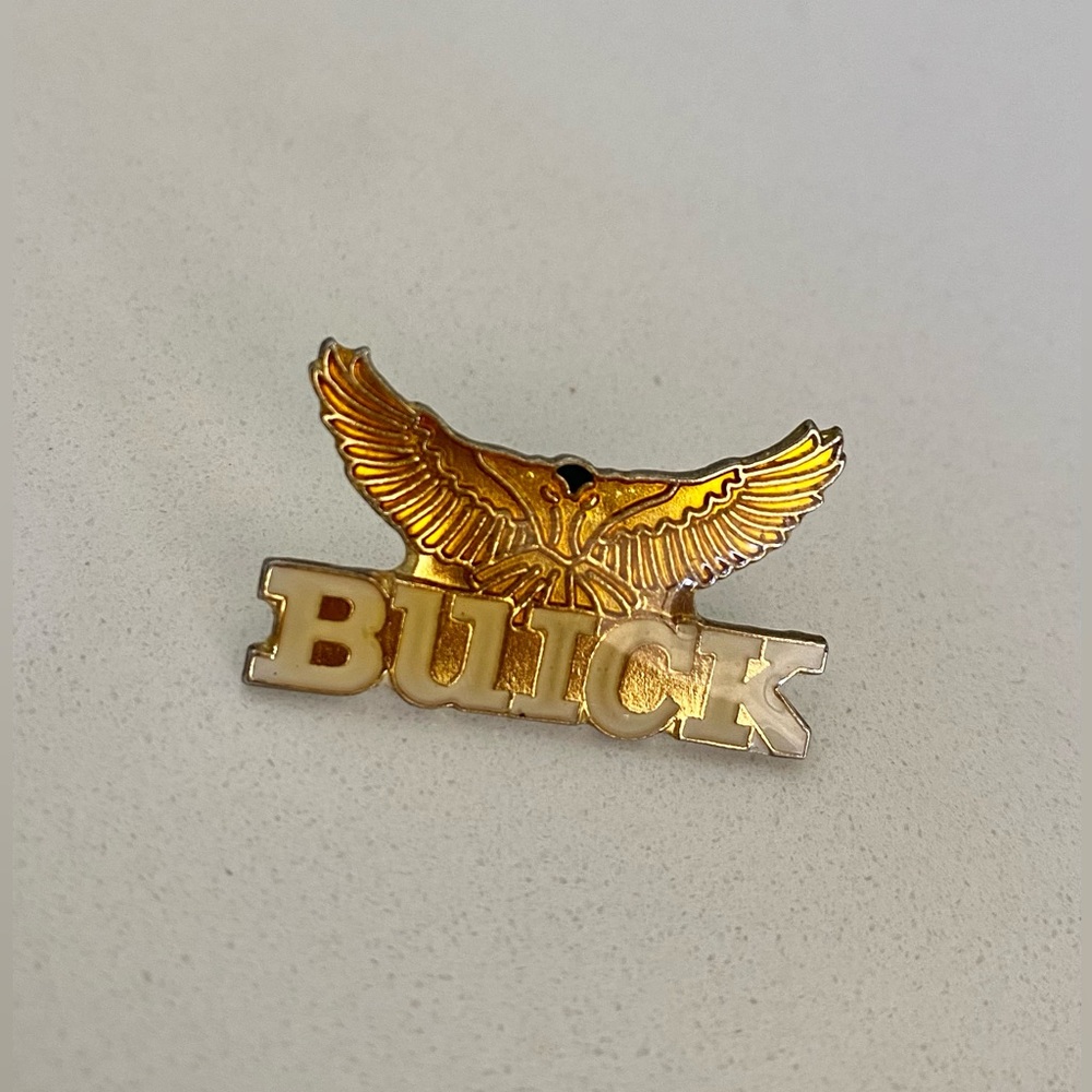 Vintage 1970s 1980s Buick American Car Brand Logo Gold Enamel Pin